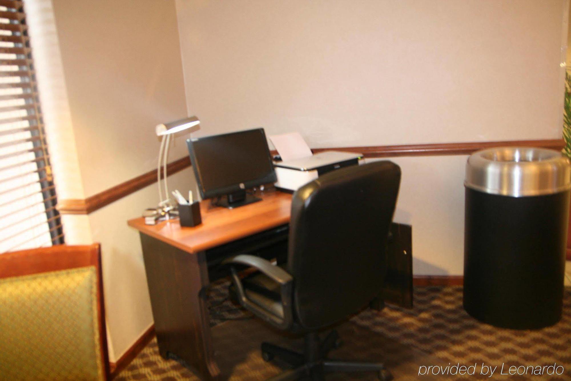 Hampton Inn Madison Instalações foto